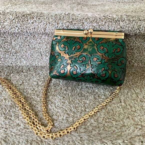 Handmade Genuine Leather Floral Embossed Kisslock Box Bag/Cosmetics case - Picture 8 of 16